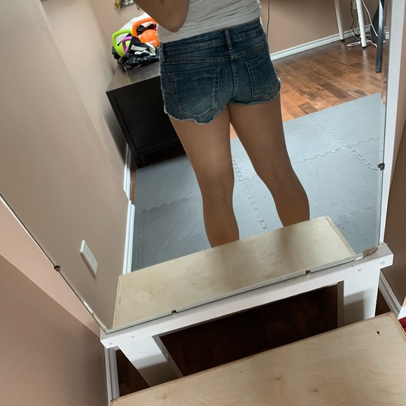 FOREVER 21 Shorts - Picture 6 of 6